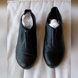 Bloch Black Leather Slip-On Tap Shoes_6.5